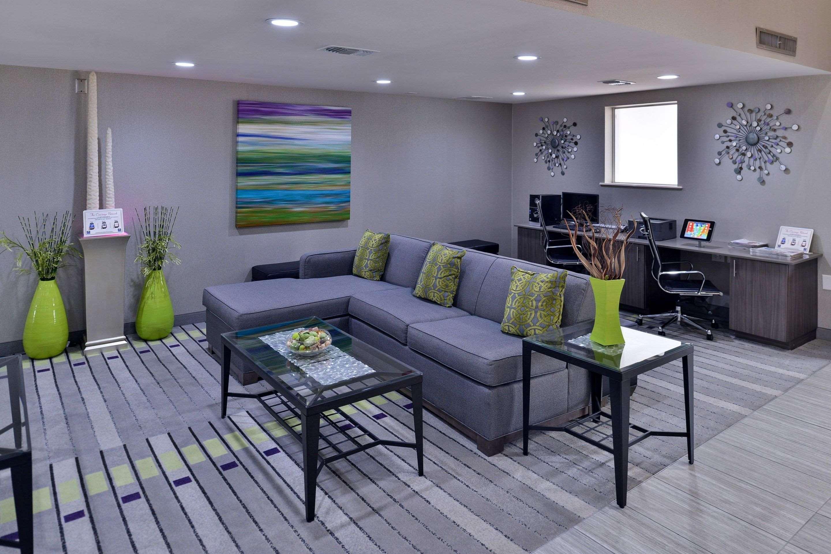 Comfort & - Plano Hotel Frisco