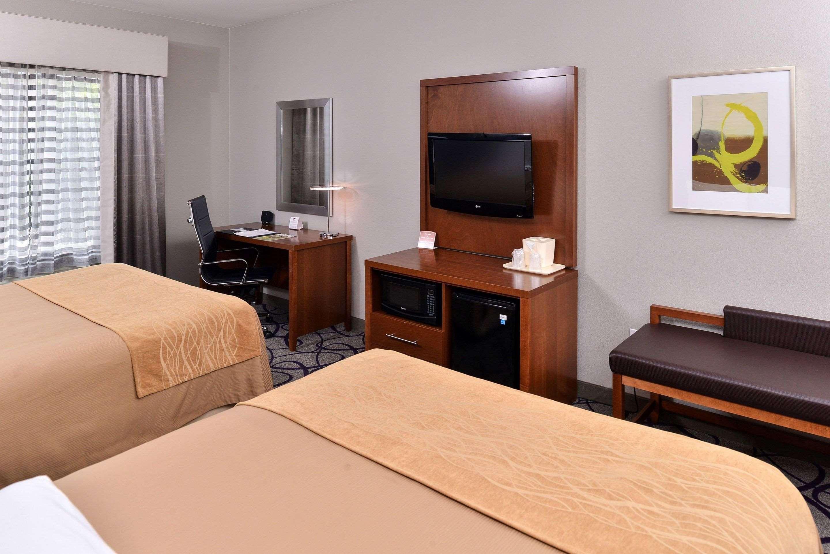Hotel Comfort & - Plano Frisco