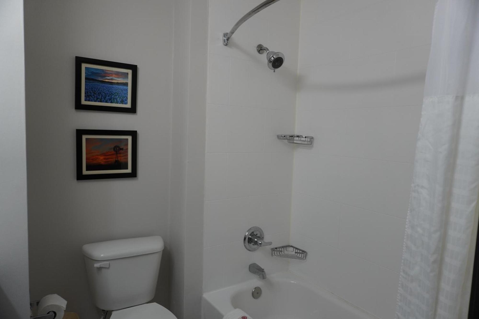 Comfort & - Plano Hotel Frisco